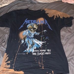 Metallica shirt